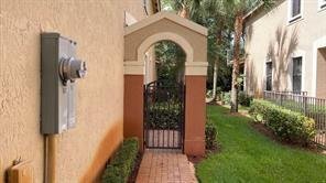 Foto del edificio - 4329 Vineyard Cir
