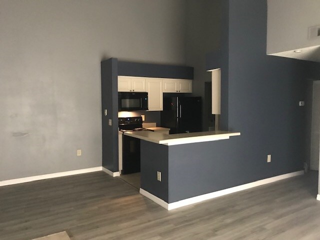 kitchen - 1225 Bermuda Lakes Ln