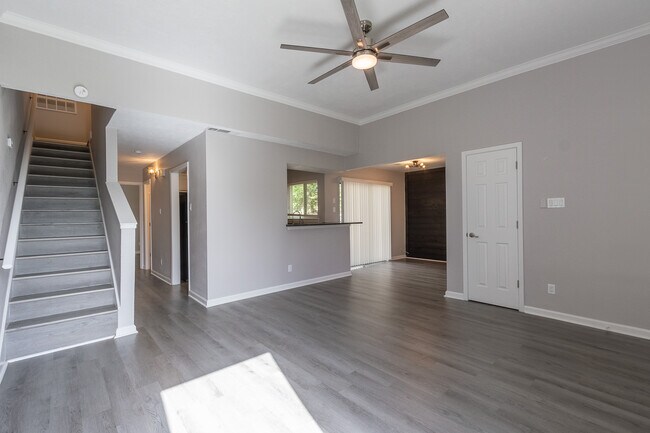 Building Photo - 2919 Forest Bend Dr