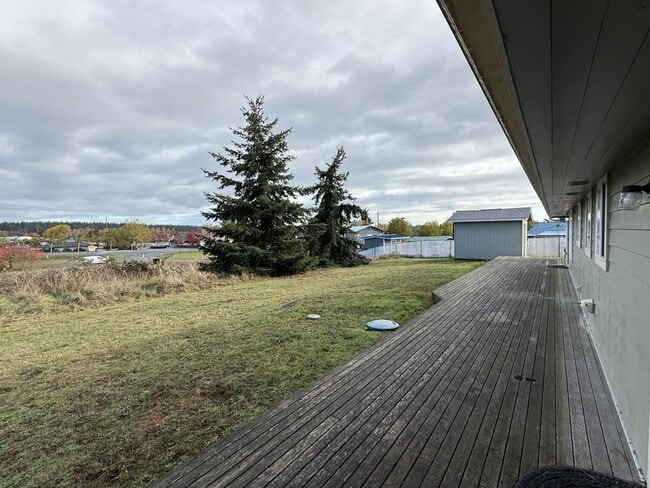 Building Photo - **Sunny Sequim**