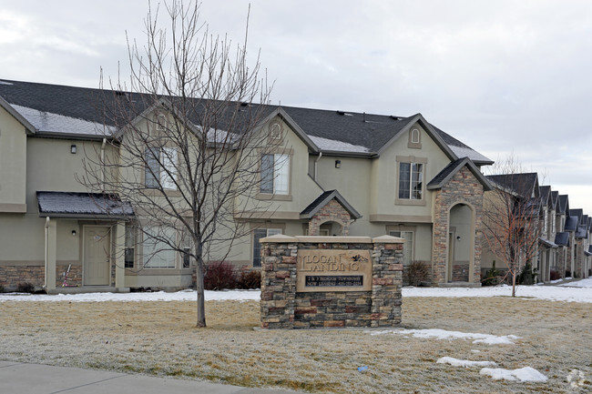 Building Photo - Logan Landing