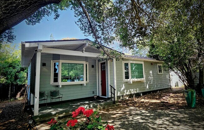 Building Photo - 127 S Avalon Dr