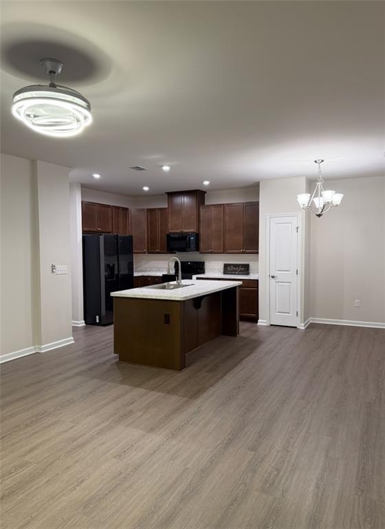 Foto del edificio - 46 Storm Ln