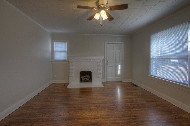 Foto del edificio - 1316 S Knoxville Ave