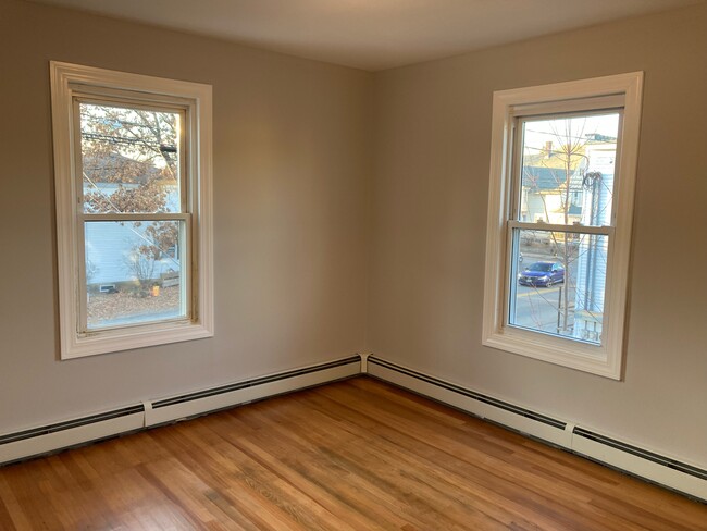 Beedroom - 185 Calef Rd