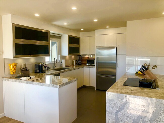 Foto del edificio - 330 Shoemaker Ct