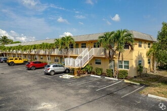 Building Photo - 4051 N Dixie Hwy