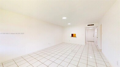 Building Photo - 1540 NE 191st St