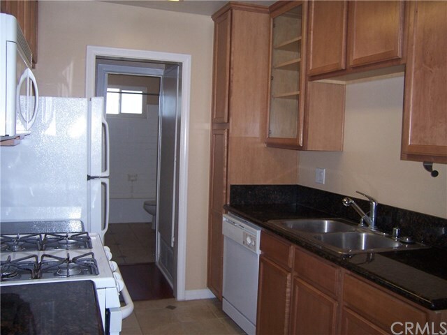 Foto del edificio - 1430 W Lambert Rd