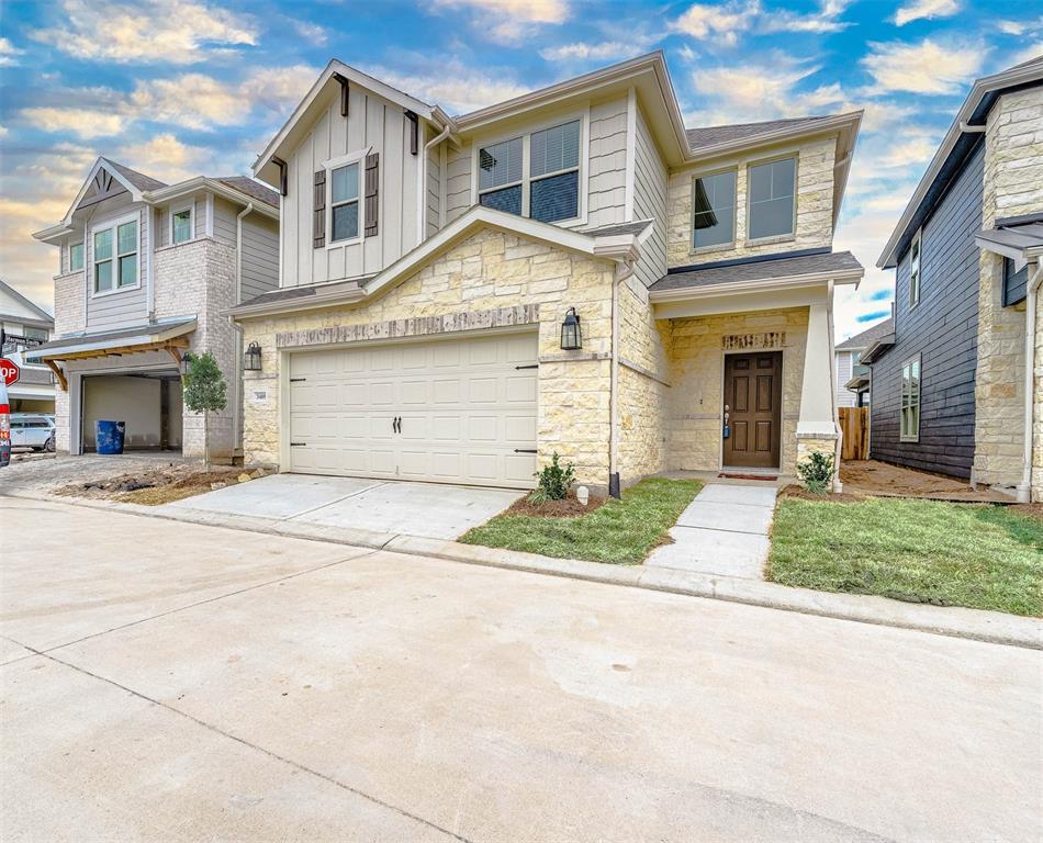 Primary Photo - 3405 Knighton Hill Dr