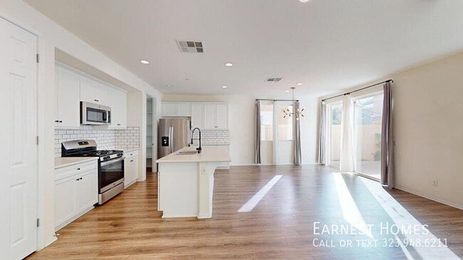 Foto del edificio - 9241 N Lamia Ct