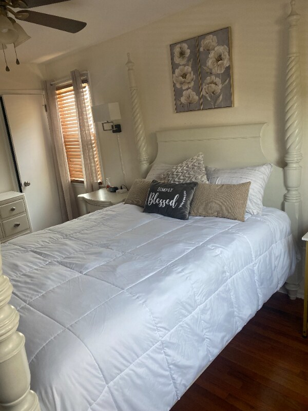 Foto principal - 48 Augustine Pl