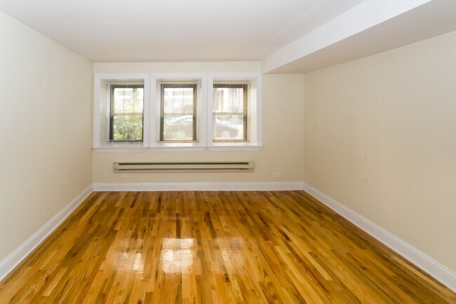 Foto del edificio - 1350 N Dearborn St