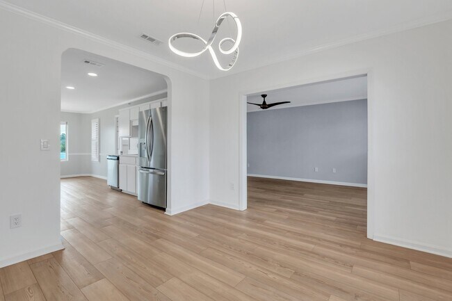 Building Photo - 138 Wayfair Ln