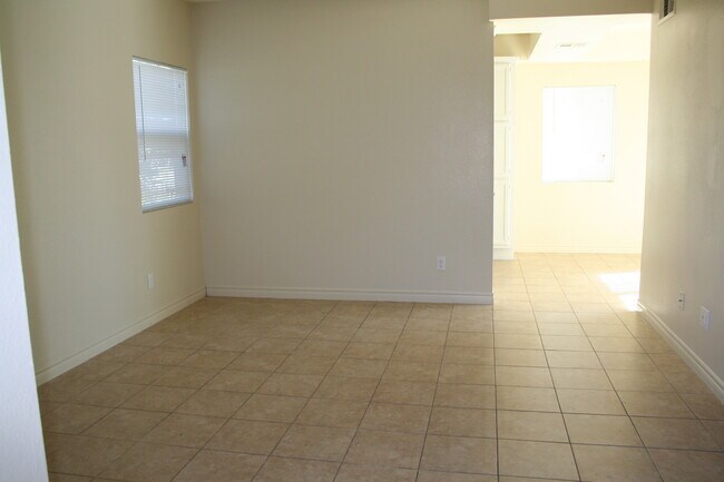 Foto del edificio - 11640 208th St