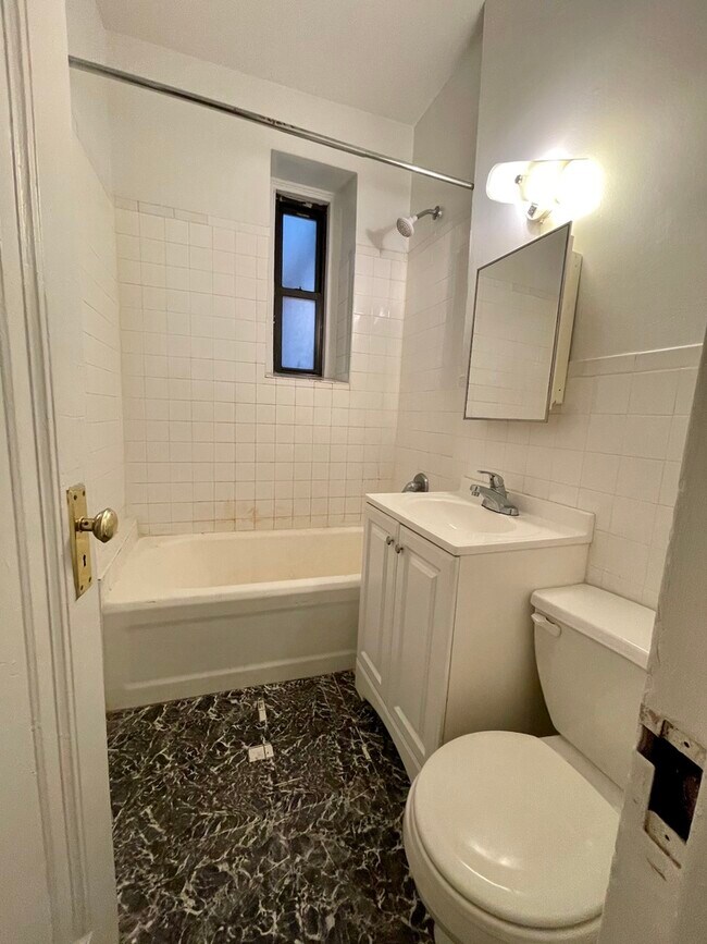 Bathroom - 485 Central Park W