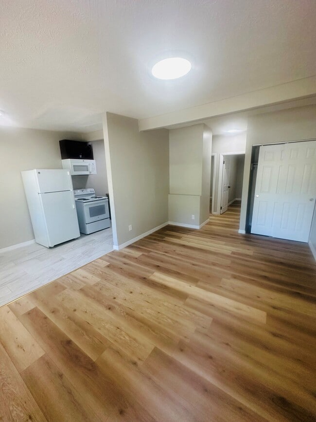 Building Photo - 4440 Friden Dr