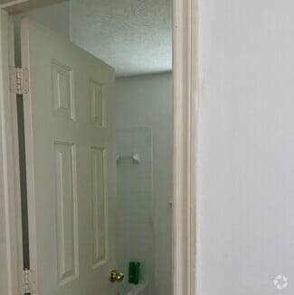 Building Photo - 6810 Atasca Creek Dr