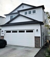 Building Photo - 4195 E Esperanto St