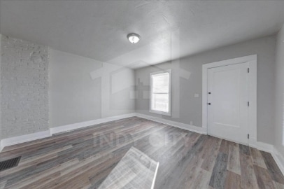 Foto del edificio - 622 N Mulberry St