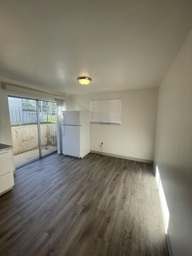 Foto del edificio - 1113 W Arroyo Ave