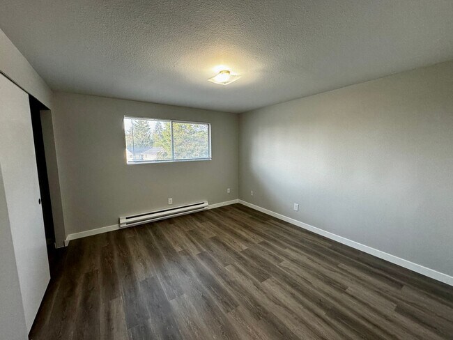 Foto del edificio - 5811 Glenwood Ave