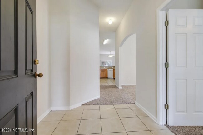 Building Photo - 2809 Cross Creek Dr