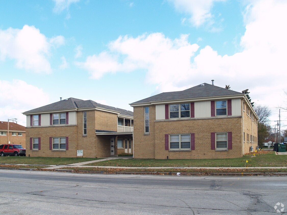 Building Photo - 3722 N 76th St