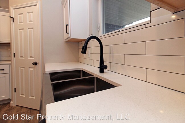 Foto del edificio - 3 br, 2 bath House - 114 Kenner Loop