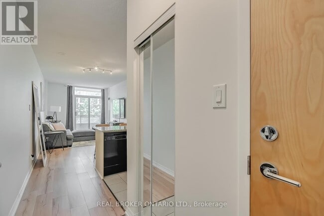 Building Photo - 3515-3515 Kariya Dr
