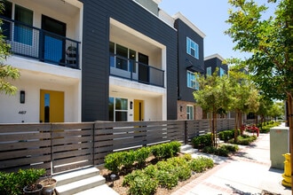 Building Photo - 461 Shelby Ln