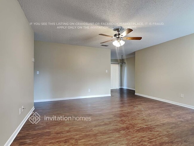 Building Photo - 6033 99th Ct N