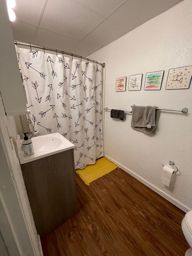 Foto del edificio - 2 Bedroom Apartment Near UW-La Crosse and ...