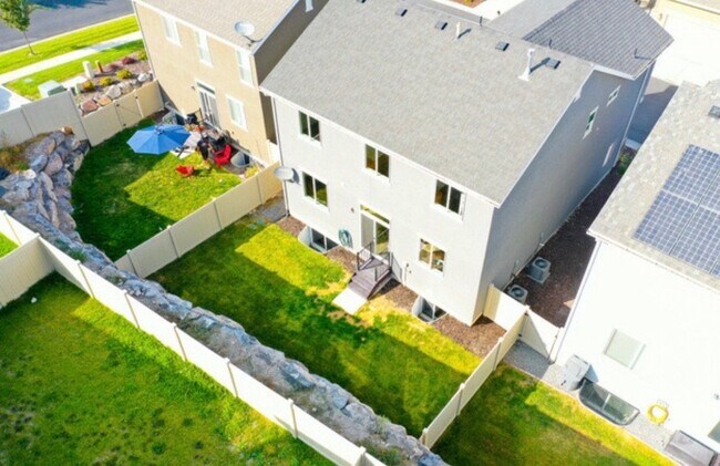 Foto del edificio - 2966 S Willow Creek Dr
