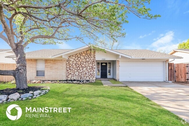 Building Photo - 1702 Marblehead Dr