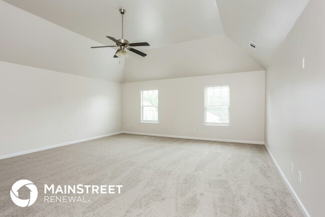 Building Photo - 12185 Centerra Dr