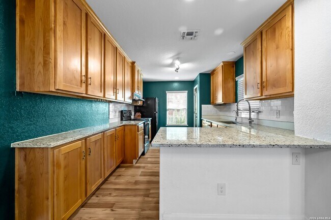 Foto del edificio - 7319 Turnbow