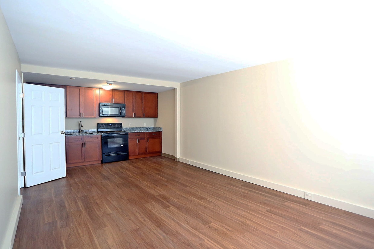 Photo - The Flats of Williamsburg Apartments