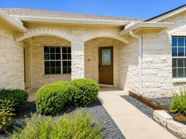 Foto del edificio - 3844 Laurel Ridge Dr