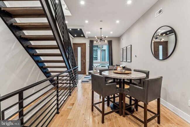 Foto del edificio - 1514 S Bambrey St