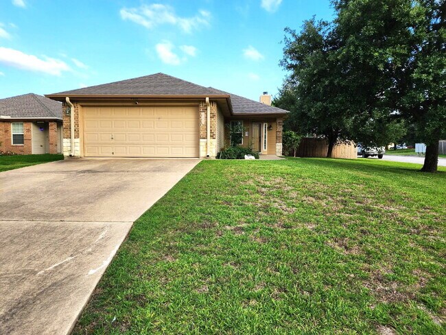 Foto del edificio - 4633 Stonehaven Dr