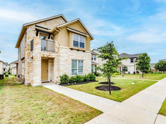 Foto del edificio - 145 Beach Mountain Rd