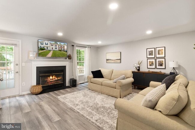 Building Photo - 603 Sedgwick Ct