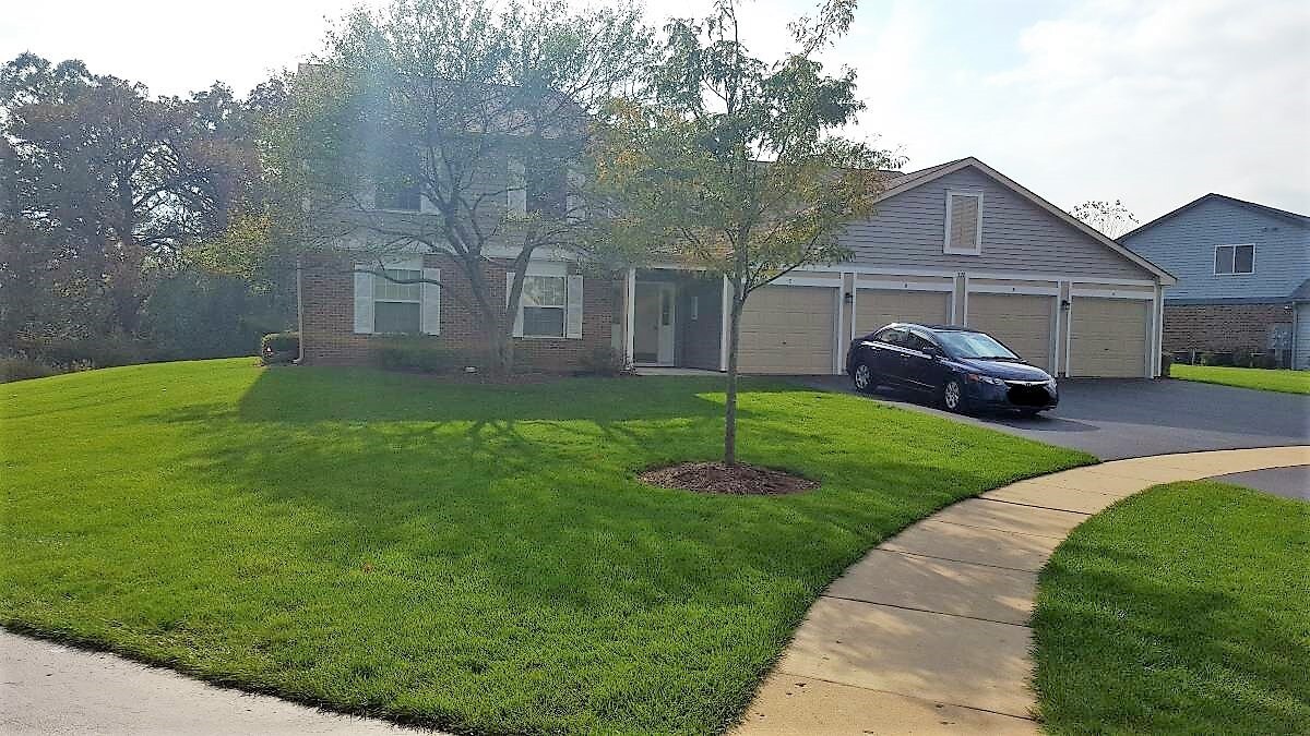 320 Crestview Dr, Wauconda, IL 60084 Condo for Rent in Wauconda, IL