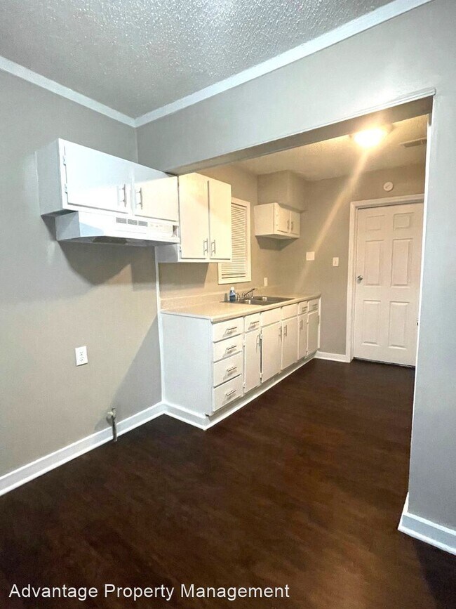 Building Photo - 3 br, 2 bath House - 3574 Kearney Ave.