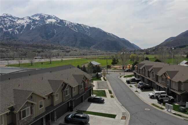 Building Photo - 5474 Aspen Meadow Ln