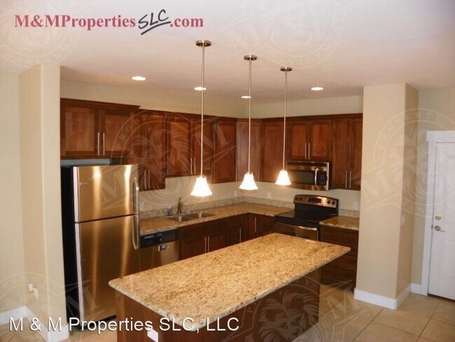 Foto del edificio - 2216 Mackay Ln