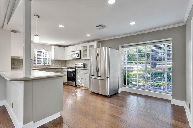 Foto del edificio - 10903 Mellow Ln