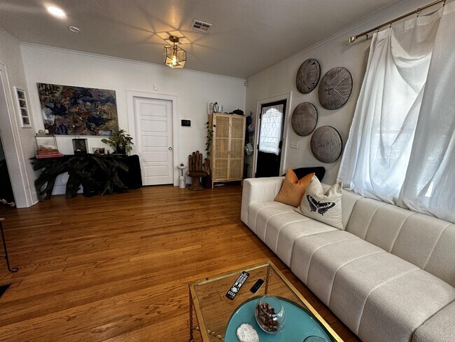 Foto del edificio - 2037 NW 18th St