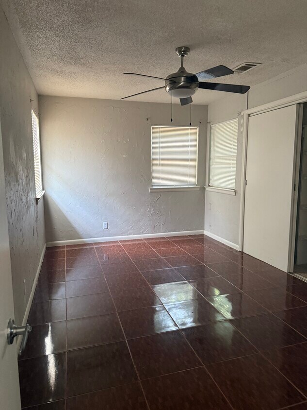 Foto principal - 310 Walnut St